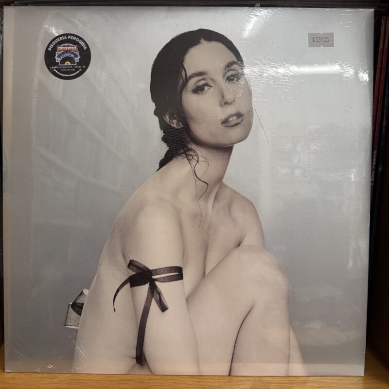 Francisca Valenzuela / Adentro