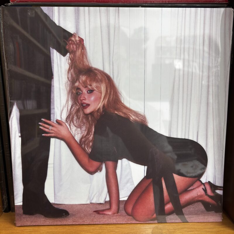 Sabrina Carpenter | man’s best friend