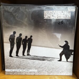 Jellybean | just visiting this planet